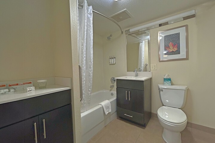 Room 40 of 51