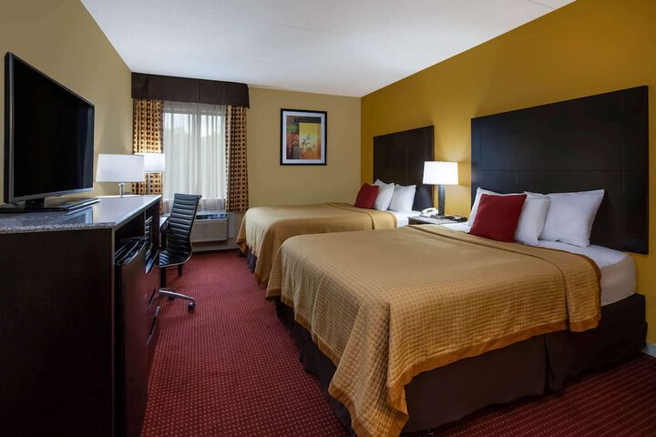 Room 8 of 21