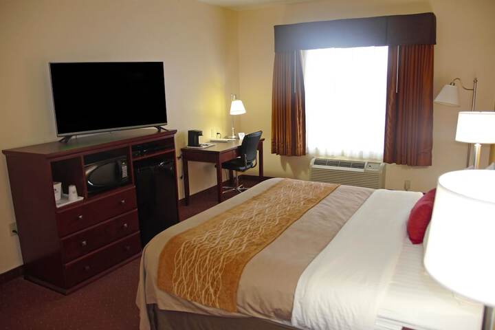 Room 12 of 24