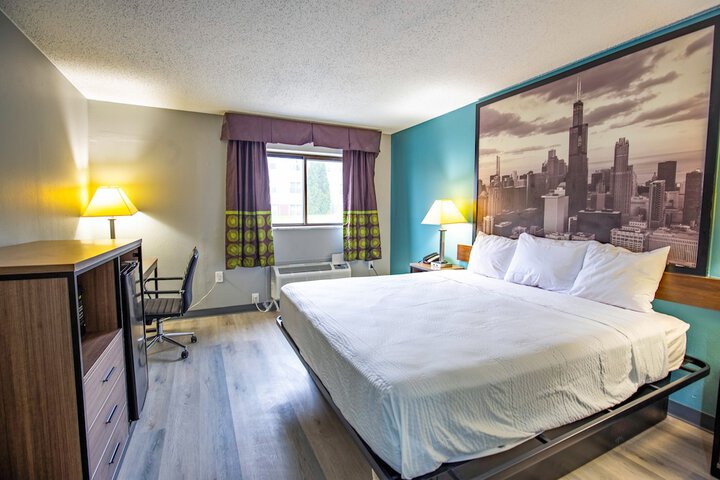 Room 12 of 40