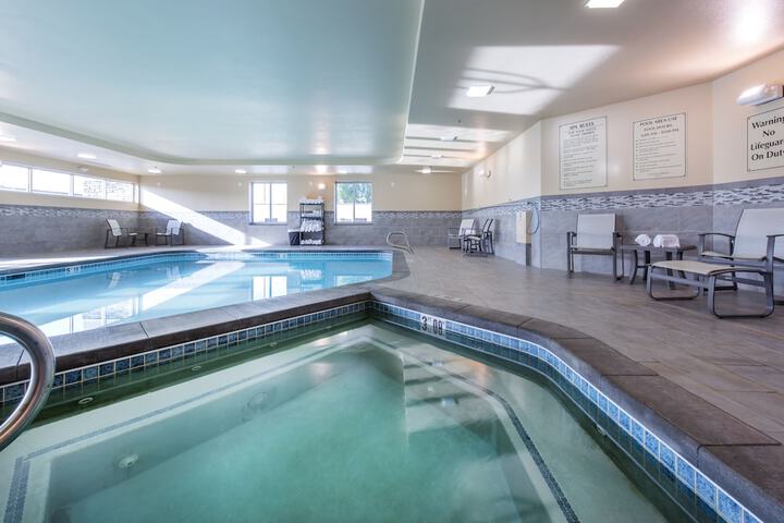 Pool 19 of 105