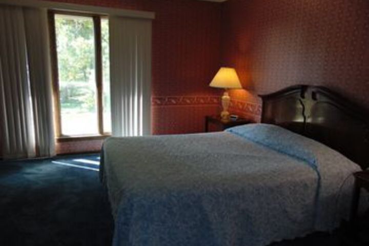 Knights Inn Lodge Resort Forest City