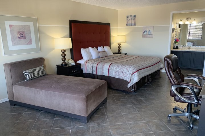 Room 31 of 68