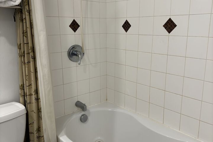 Room 30 of 53