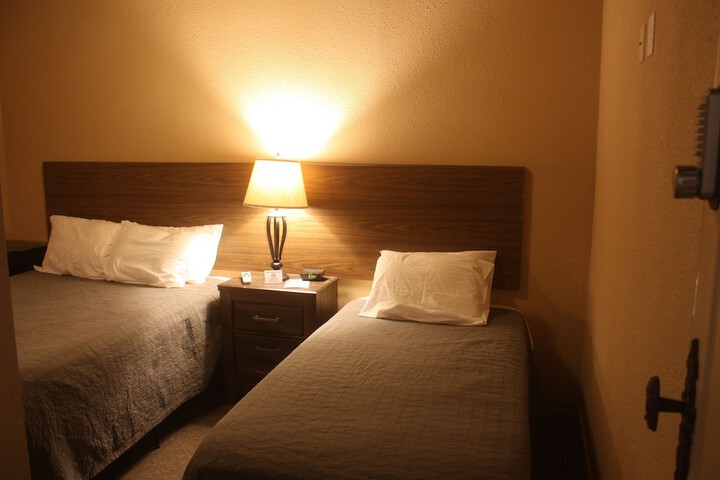 Room 16 of 45