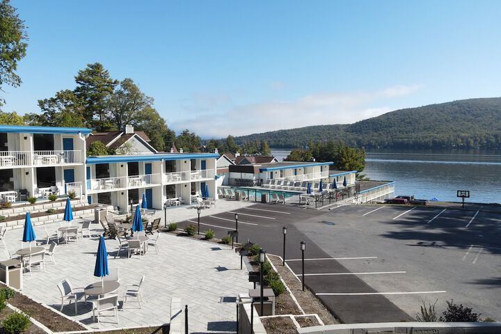 Lakefront Terrace Resort