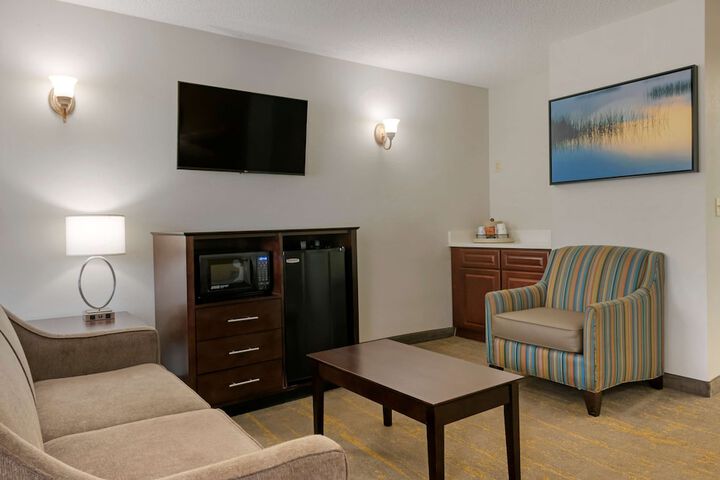 Room 22 of 33