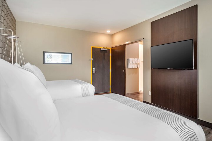 Room 19 of 27