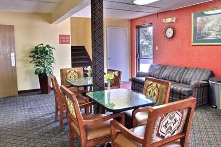 Hotel Interior 6 of 20