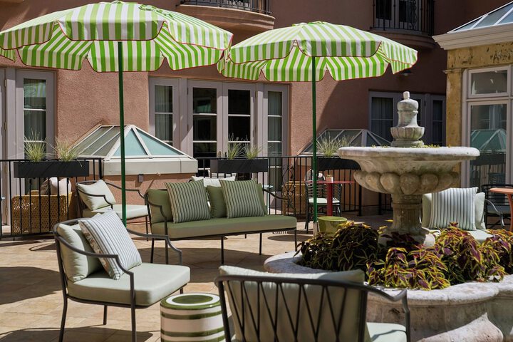 The Carlton Hotel Atascadero – Paso Robles, a Tribute Portfolio Hotel