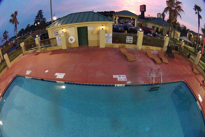 Pool 24 of 110