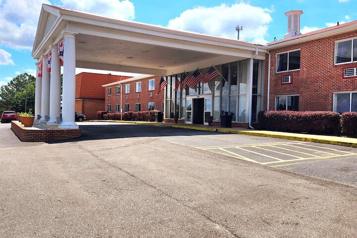 Americas Best Value Inn & Suites Phenix City