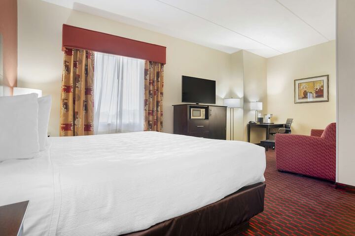 Room 21 of 37