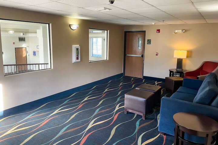 Comfort Inn & Suites Midtown