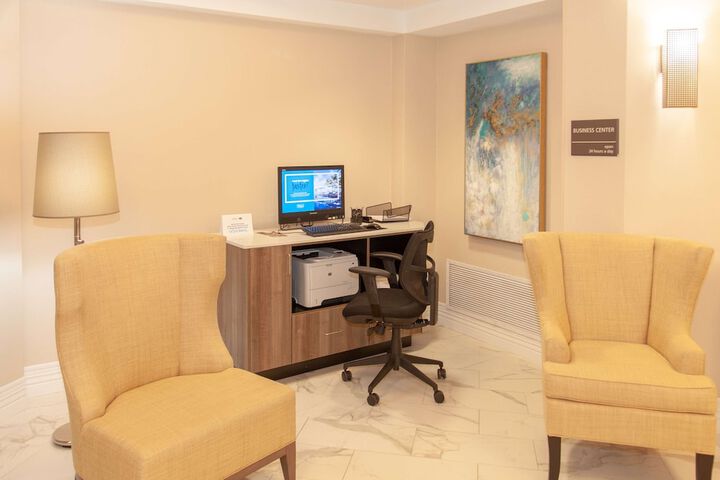 Hampton Inn & Suites Jackson-Coliseum