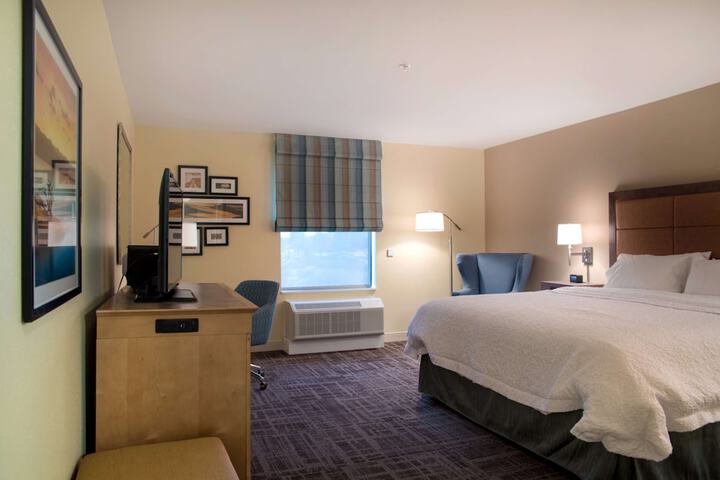 Room 20 of 28