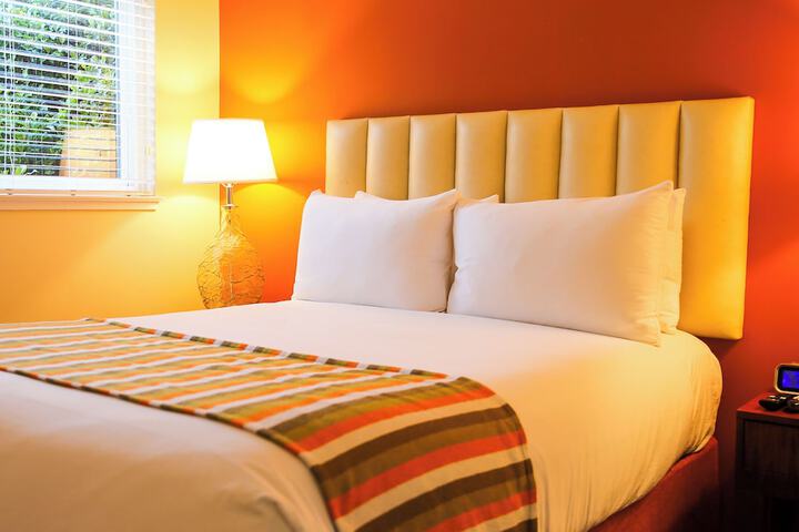Room 47 of 63