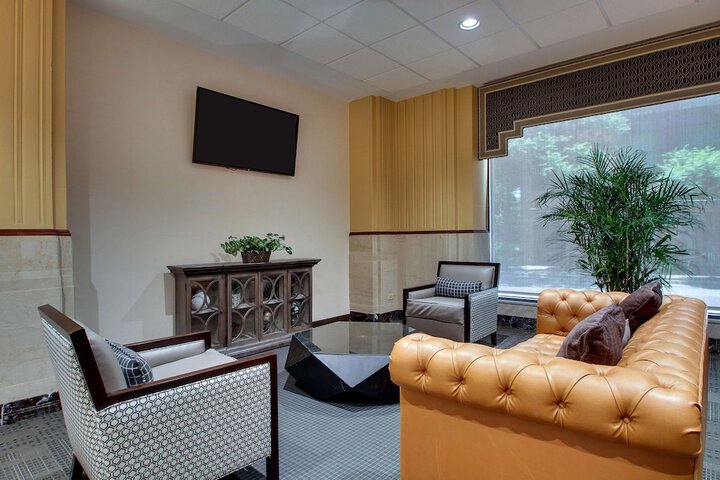 Hotel Interior 21 of 168