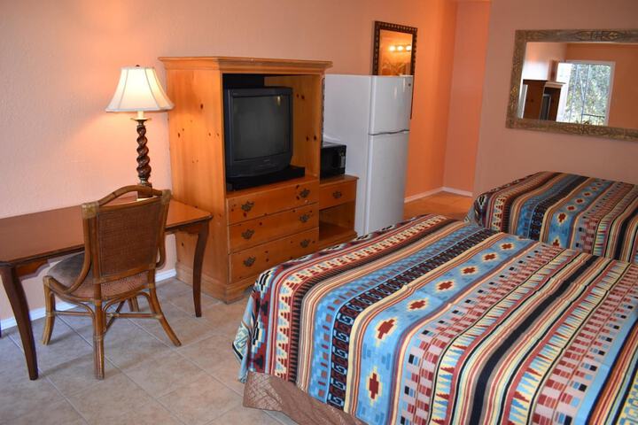Room 13 of 26