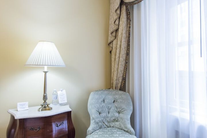 Room 43 of 50