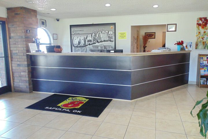 Super 8 by Wyndham Sapulpa / Tulsa Area