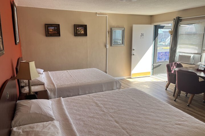 Room 28 of 51