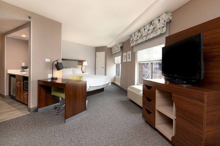 Room 9 of 51