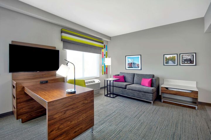 Room 11 of 39