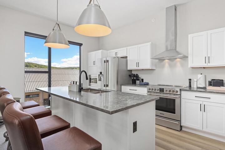Hotel Indigo Silverthorne by IHG