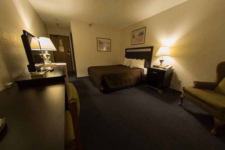 Room 7 of 26