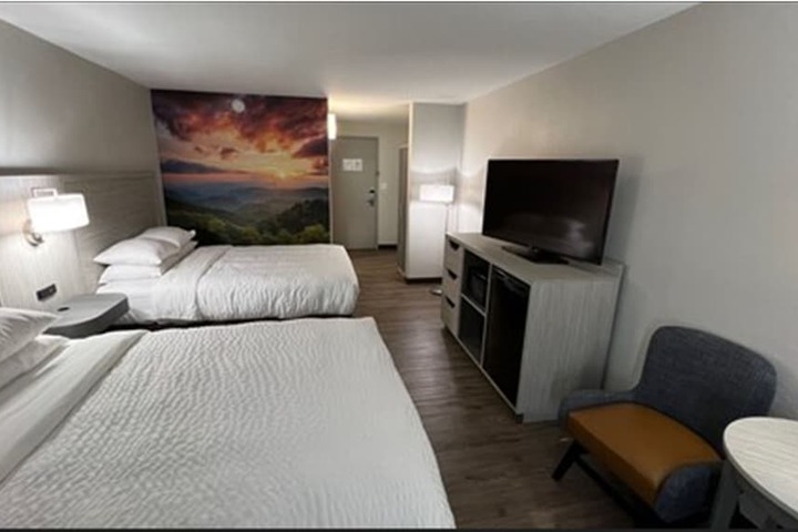 Room 18 of 53