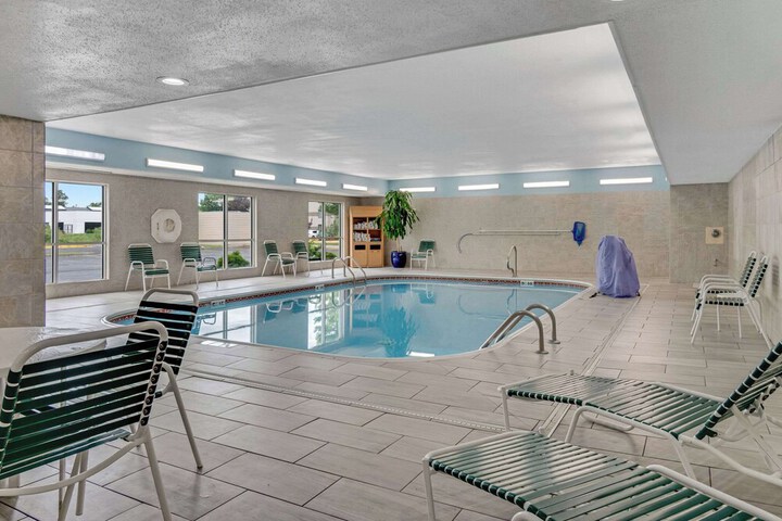 Pool 11 of 86