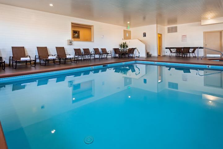 Best Western Inn & Suites