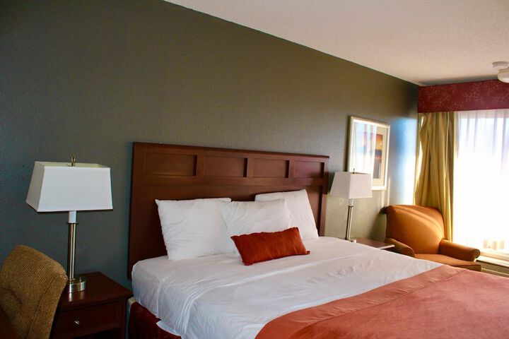 La Vista Inn