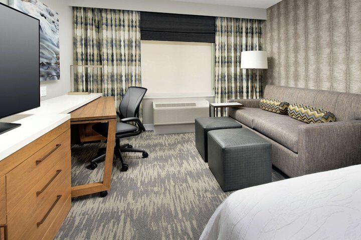 Room 22 of 42