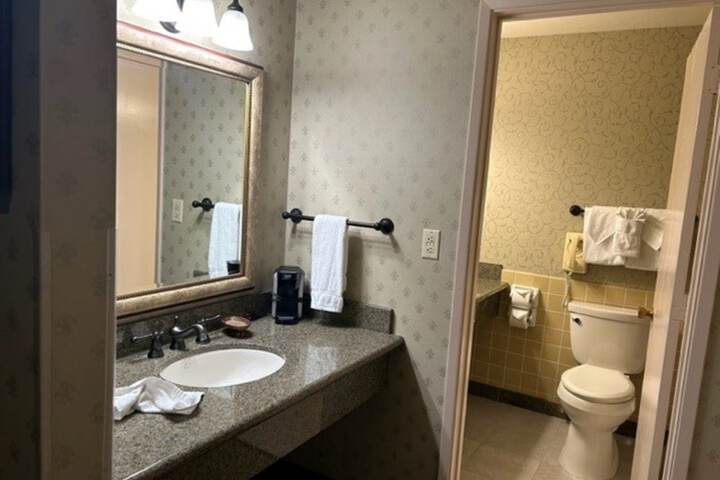Room 12 of 56