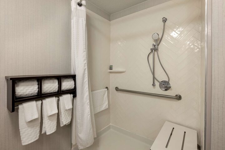 Best Western Watertown Inn and Suites
