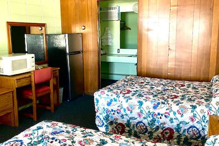 Room 10 of 10