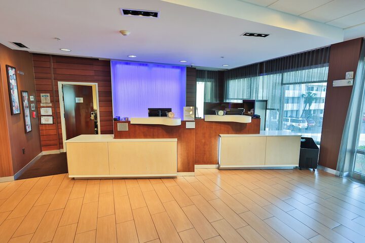 Wavecrest Lodge