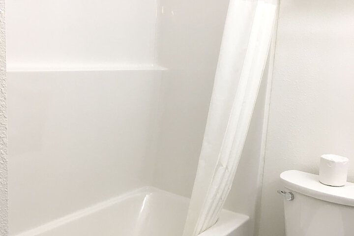 Room 131 of 183