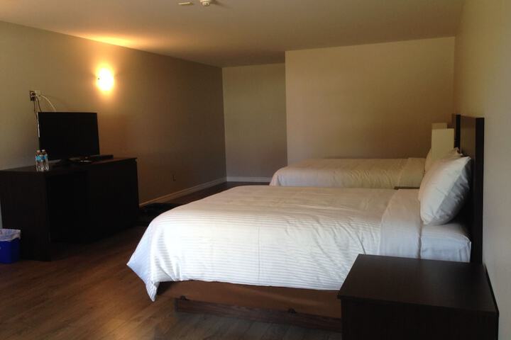 Room 9 of 26