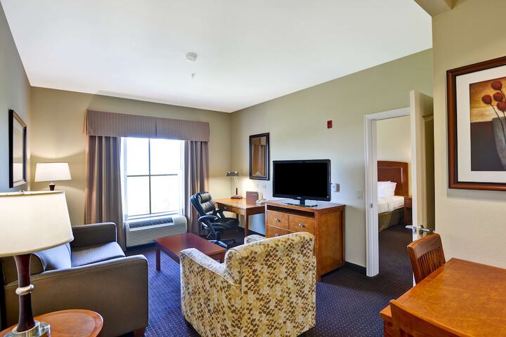 Room 25 of 41