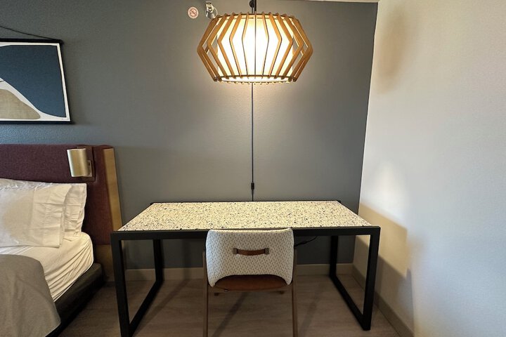 Room 48 of 84