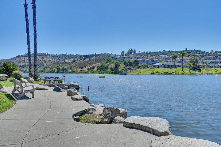San Marcos Getaway w / Deck & Lake Views!