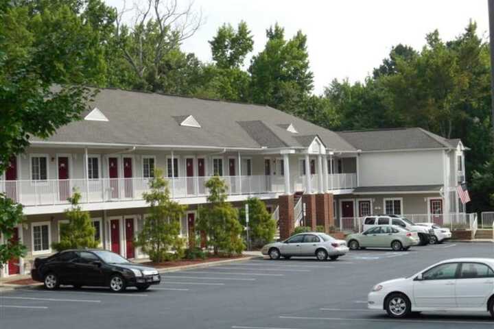 Affordable Suites Shelby