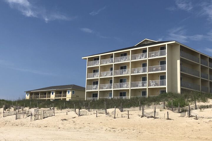 Surf Side Hotel