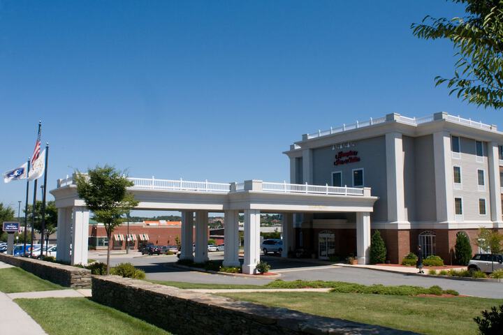 Hotel 2 of 33