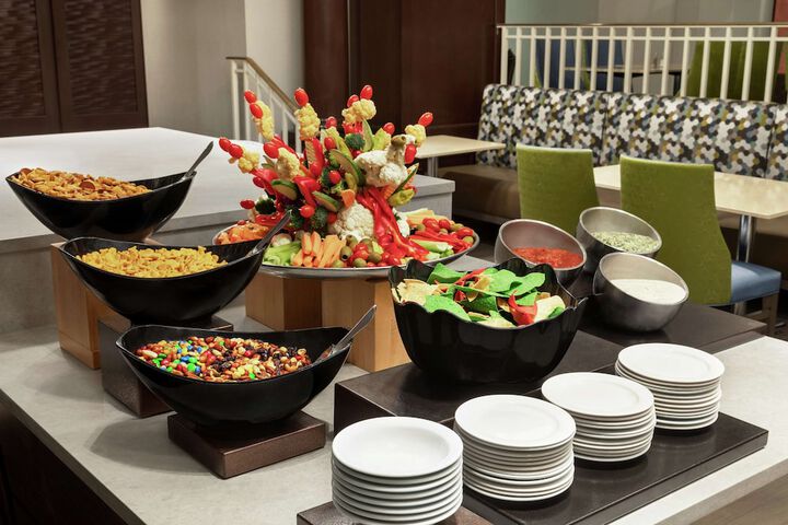 Embassy Suites by Hilton Boston Waltham