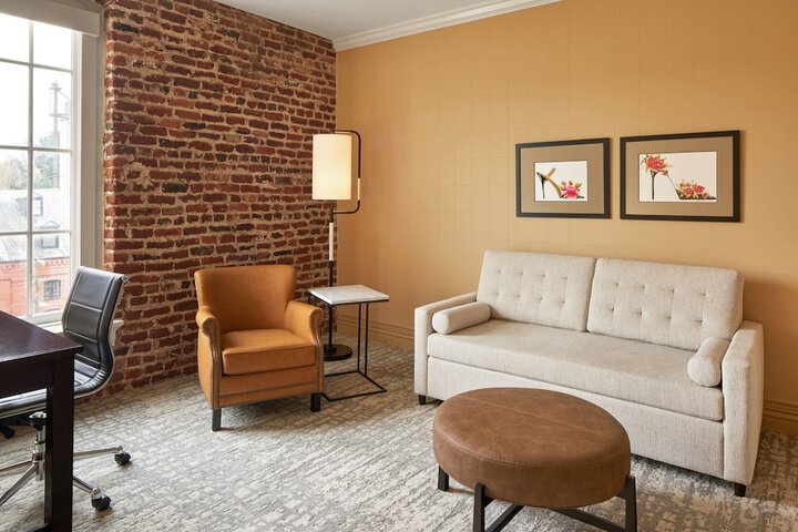 Craddock Terry Hotel Lynchburg, a Tribute Portfolio Hotel