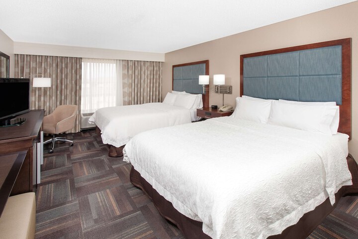 Room 10 of 35